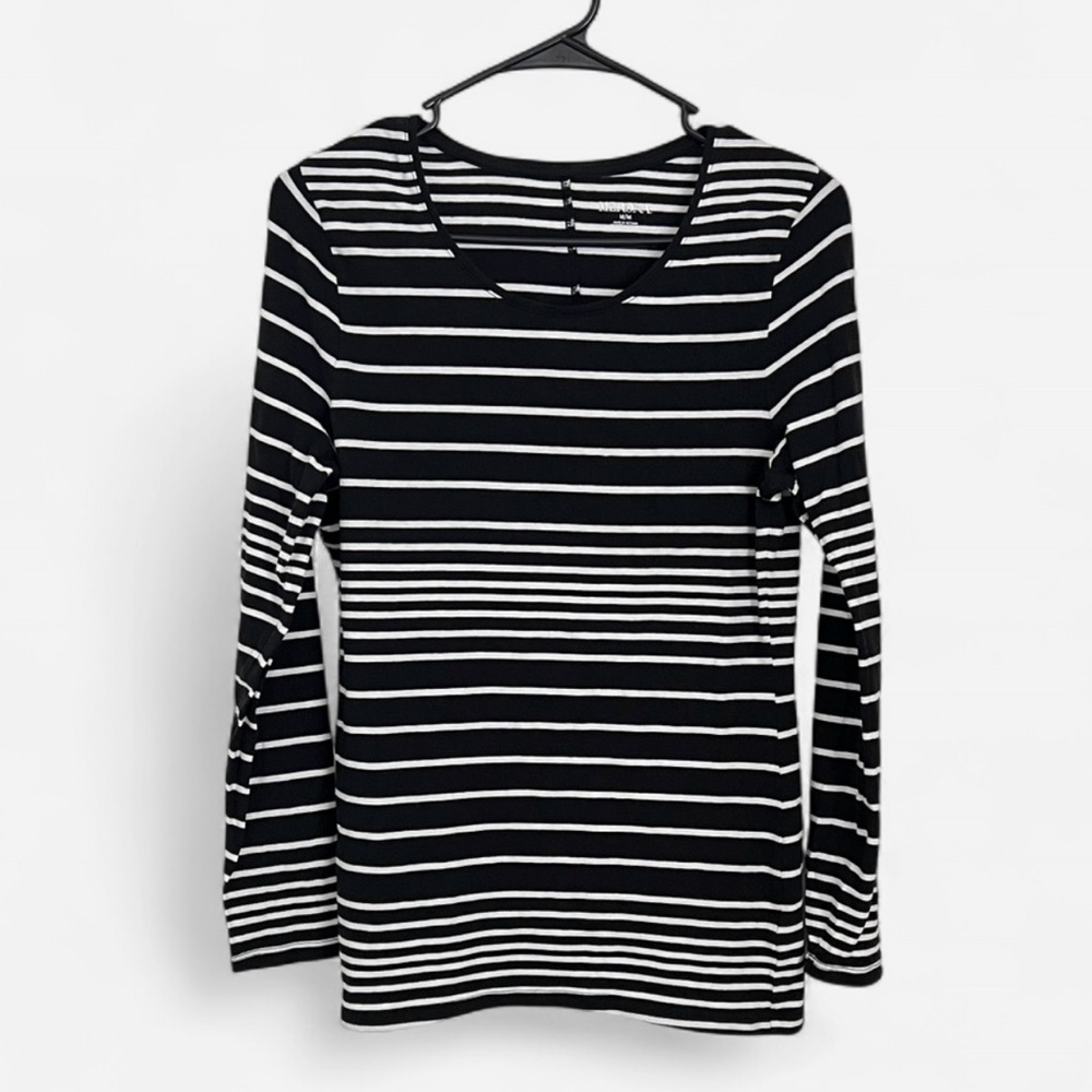 Black and White Striped Women's Long Sleeve Top, Size Medium